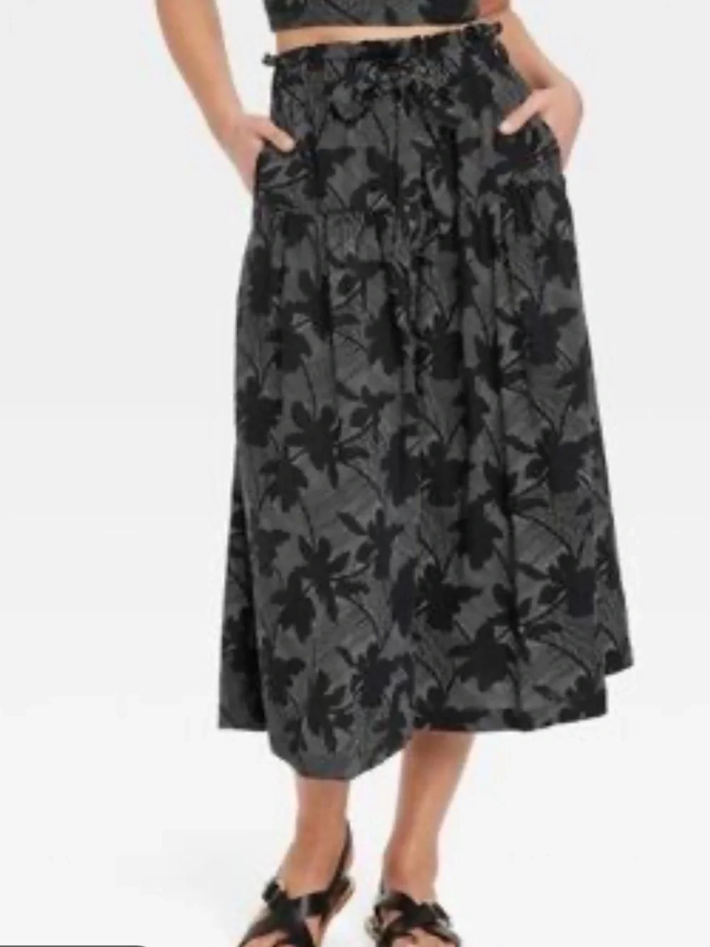 NWOT Universal Thread Black Floral Midi Skirt